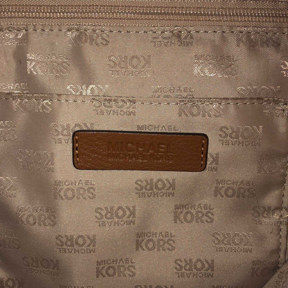 Handbag - Picture 7 of 8